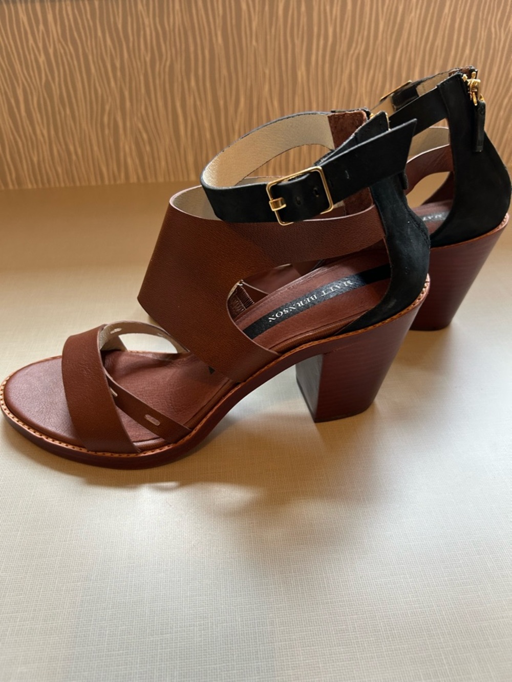 Matt Bernson Brown Leather Strappy Women's Sandals size 10